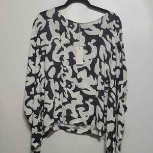 Grade & Gather Boxy Stylish Black and White Women's Top